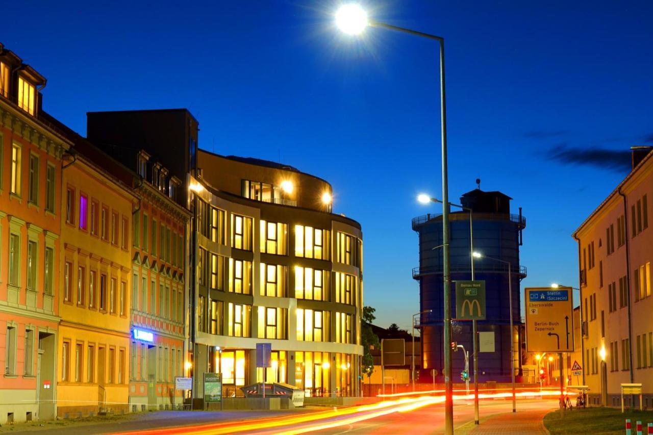 H24 Stadthotel Bernau ベルナウ・バイ・ベルリン エクステリア 写真