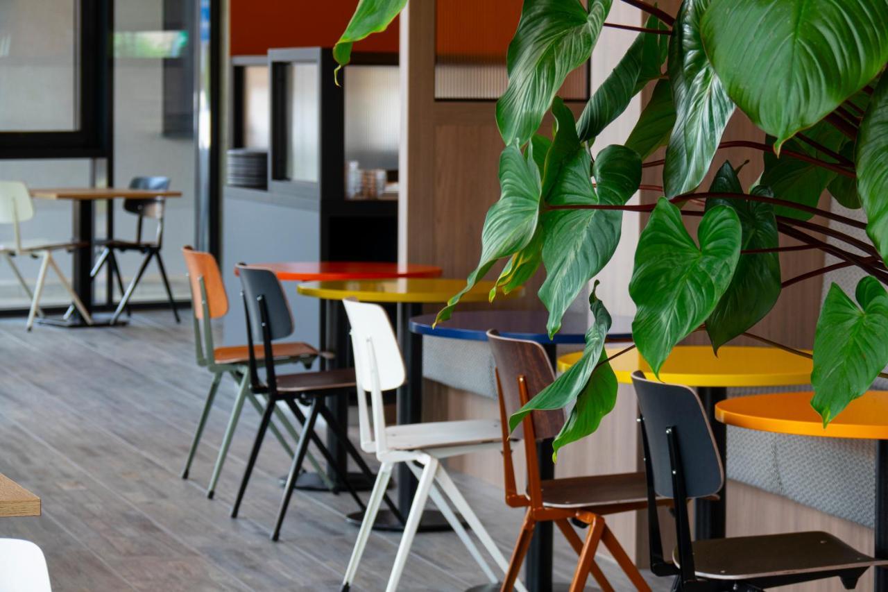 H24 Stadthotel Bernau ベルナウ・バイ・ベルリン エクステリア 写真