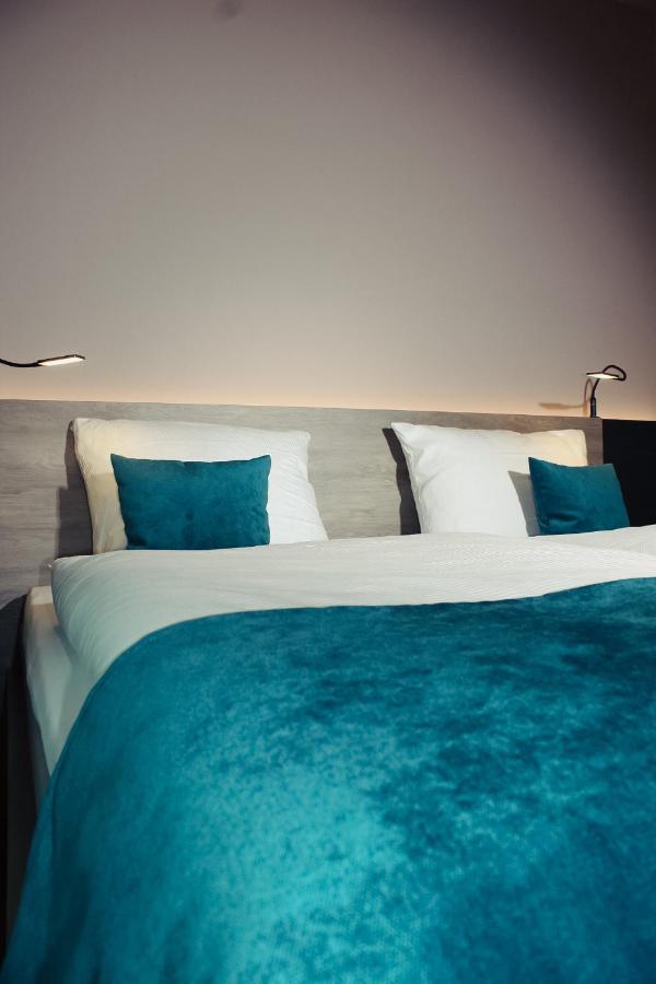 H24 Stadthotel Bernau ベルナウ・バイ・ベルリン エクステリア 写真